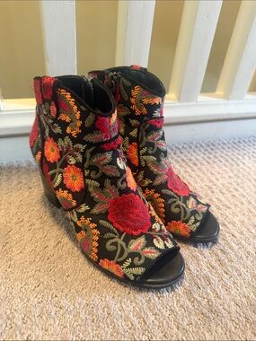 Crown Vintage Black Embroidered Floral Peep-Toe Ankle Boots